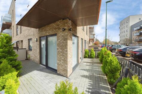 Ferndale Crescent, Carshalton, SM5