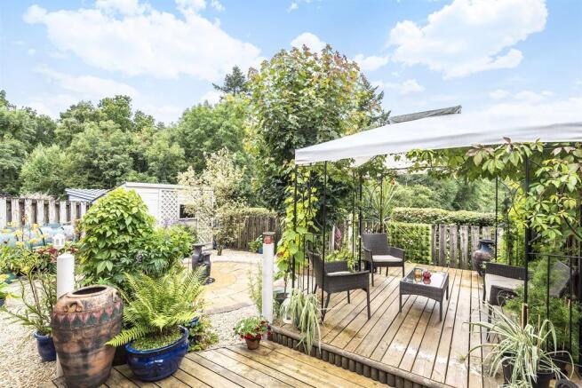 Decking & Garden