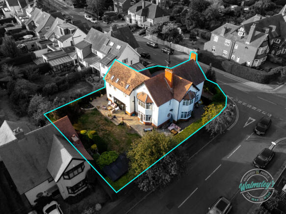 15 BEECHWOOD-Aerial