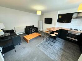 7, Brudenell View, Hyde Park, Leeds LS6 1HG