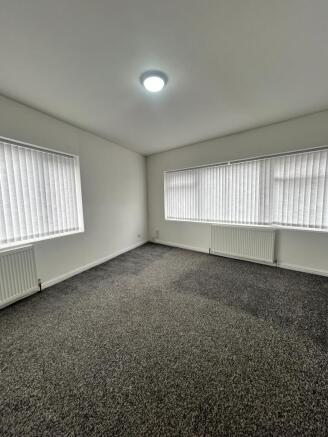 2 bed Flat to rent Image 8
