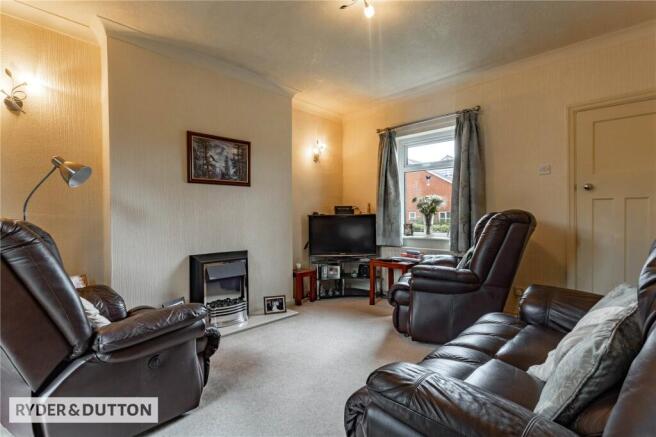 3 bed Semi-Detached for sale Image 6