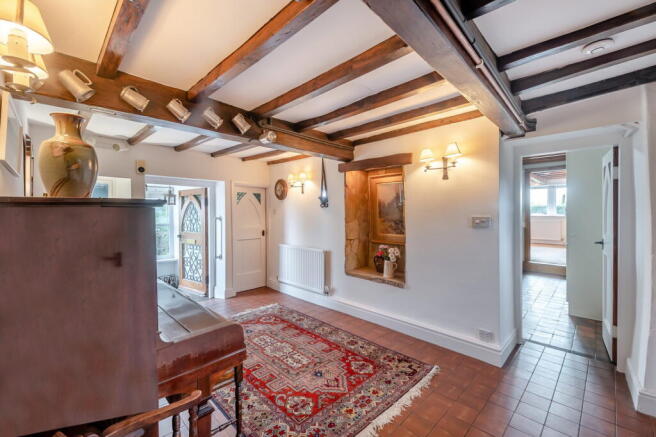 4 bed Detached for sale Image 9