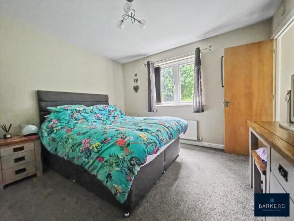 2 bed Apartment for sale Image 6
