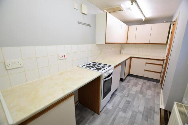 1 bed Apartment to rent Image 6