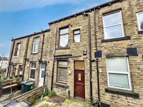 3 bed Terraced for sale Image 10