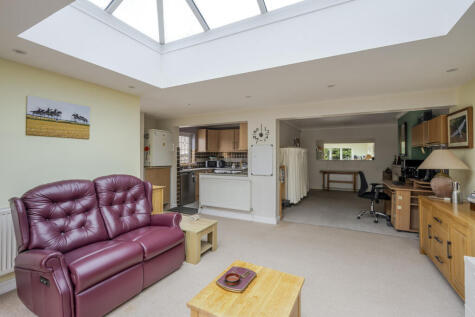 Beverley Rise, Billericay, CM11