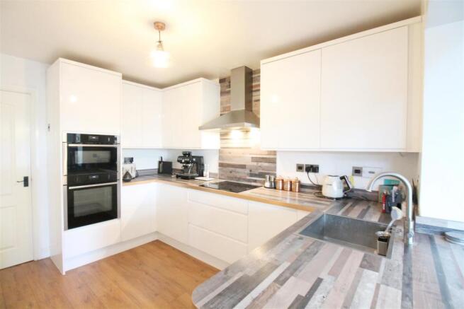 Fitted Kitchen