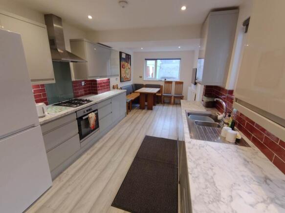 Kitchen (1)