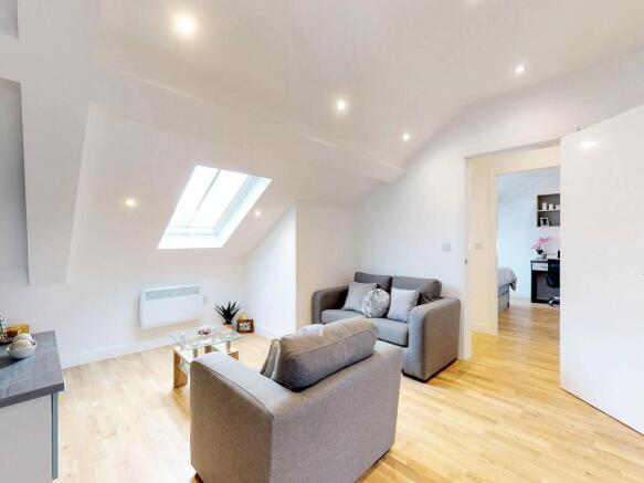 2 bed Apartment to rent Image 2