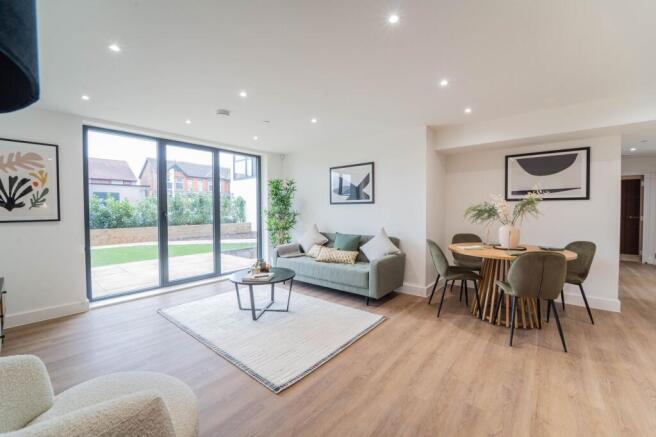 Living/dining room