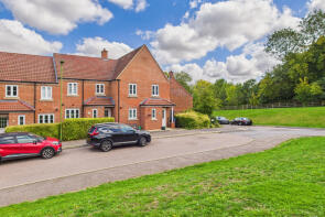 4, Siskin Drive, Hemel Hempstead HP3 0FT