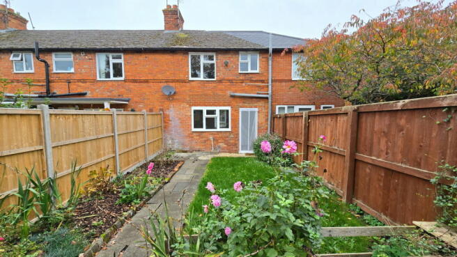 Photo 10
