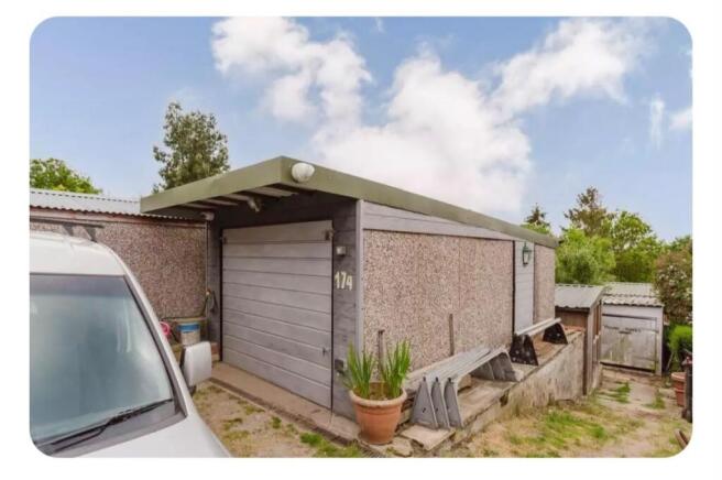 2 bed Terraced for sale Image 10