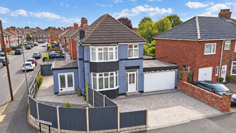 Lincoln Gardens, Scunthorpe, DN16