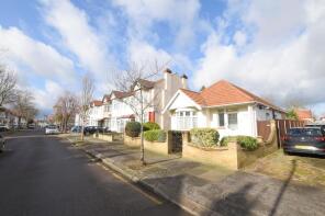 39, Newbury Road, Newbury Park, Ilford IG2 7HD