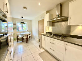18, Repton Crescent, Reading RG6 1FL