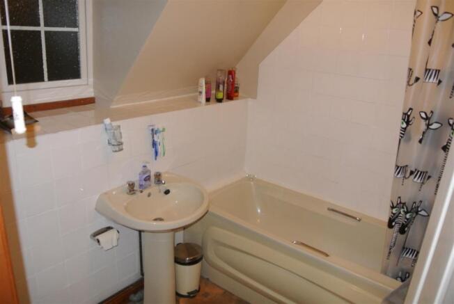 Bathroom.JPG