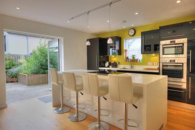 Kitchen / Breakfast