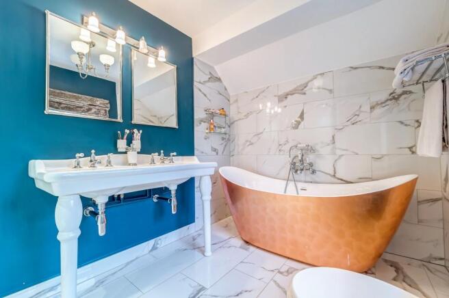 En Suite Shower Room