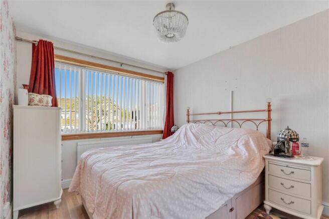 3 bed Semi-Detached for sale Image 11