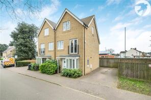 7, Martin Drive, Dartford DA2 6BF