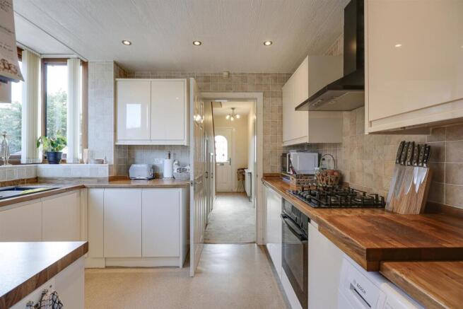 3 bed Detached for sale Image 7