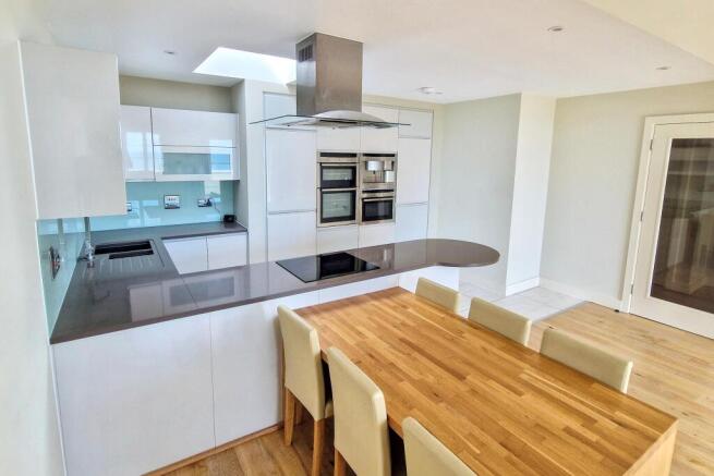 Flat 61, Mitre House, 149 Western Road,, Brighton, BN1 2AJ