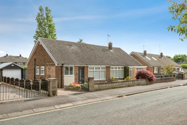 2 bed Semi-Detached Bungalow for sale Image 12