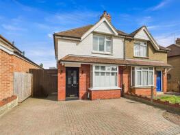 56, Wellsprings Road, Gloucester GL2 0NJ