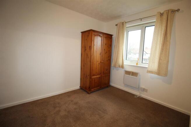 Bedroom 1.JPG