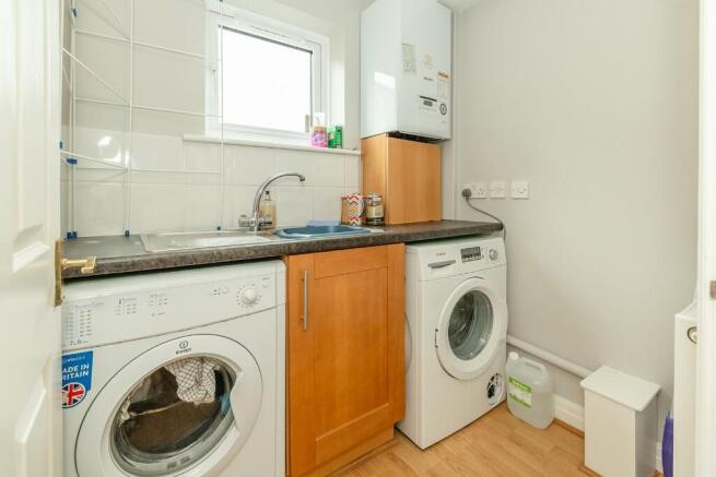 4 bed Town House for sale Image 4