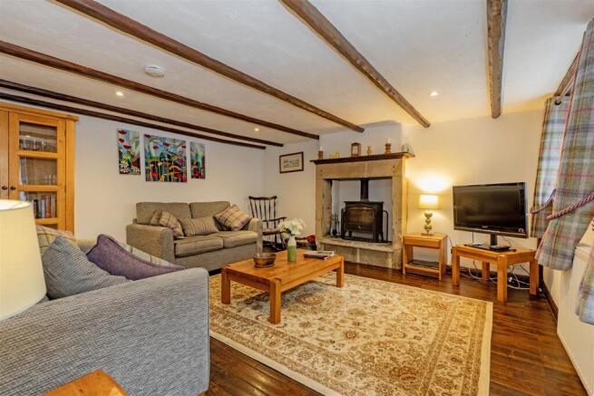 Reception Room-1.jpg