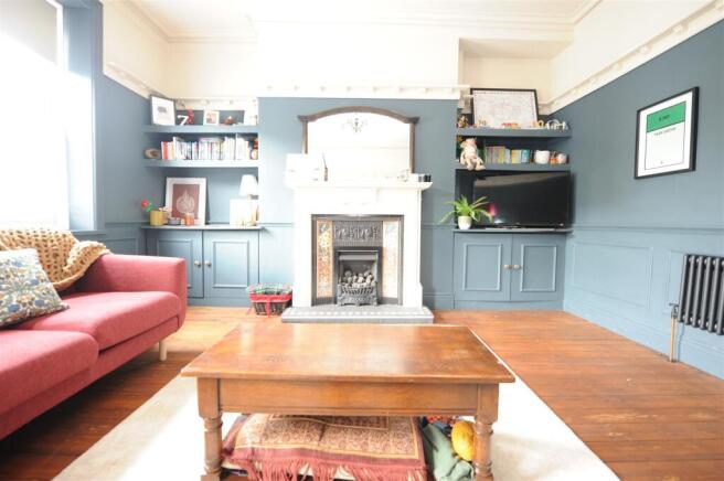 4 bed Semi-Detached for sale Image 9