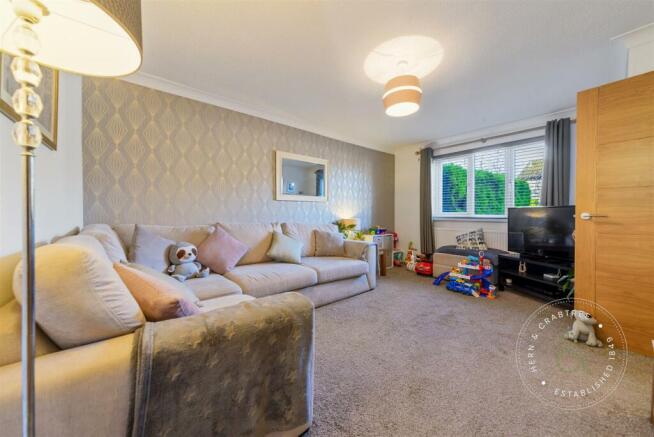 Ambergate-Drive-12.jpg