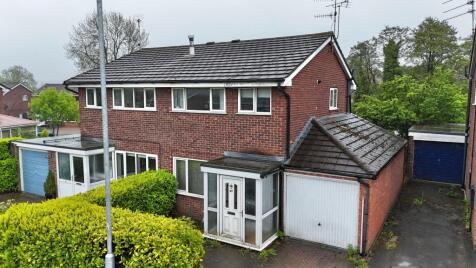 Ness Grove, Cheadle, ST10