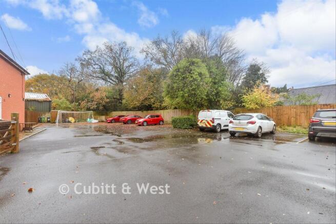 Driveway/Parking