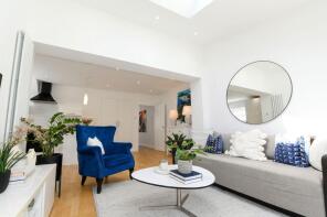6, Lilac Avenue, Manchester M27 4UE