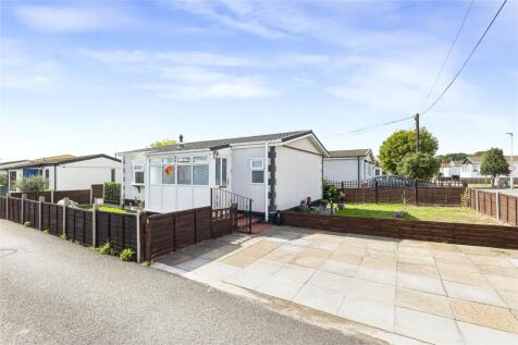 Hoo Marina Park, Vicarage Lane, Rochester, Kent, ME3