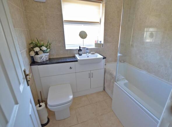Bathroom.jpg