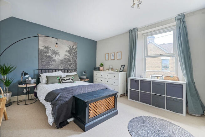 3 bed Terraced for sale Image 10