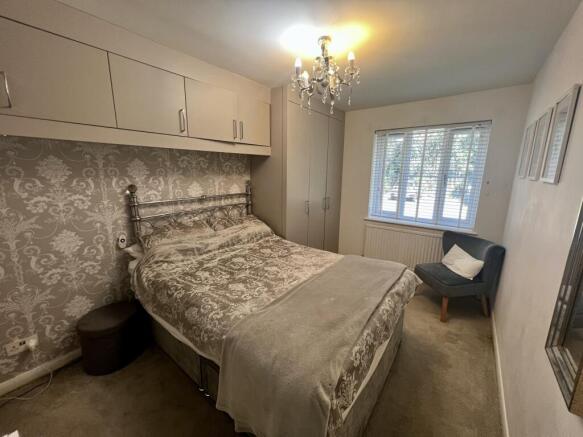 Bedroom 1.JPG