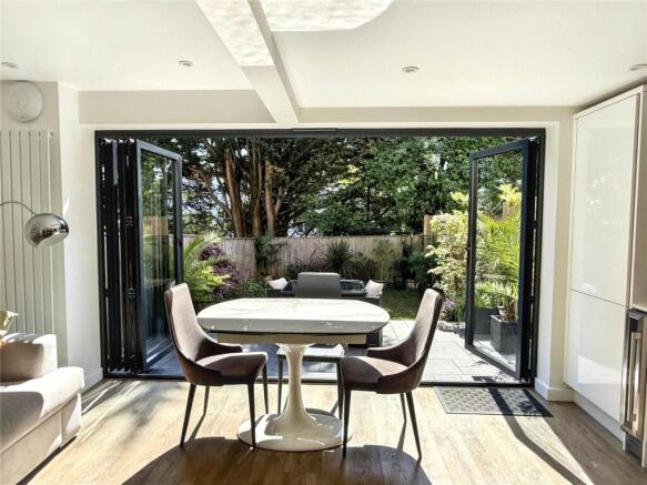 Picture No. 06