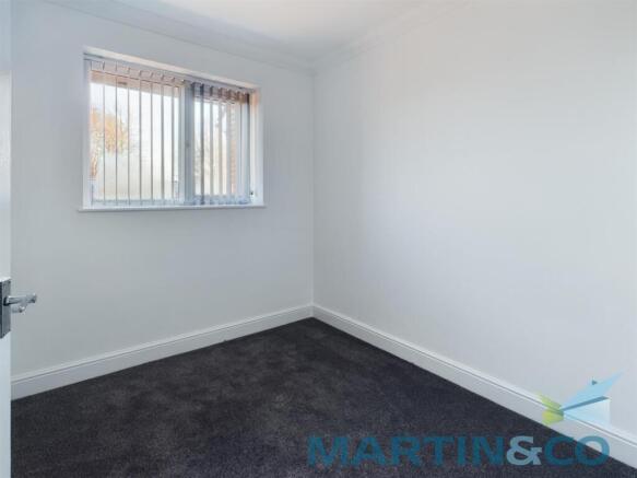 2 bed Flat to rent Image 6