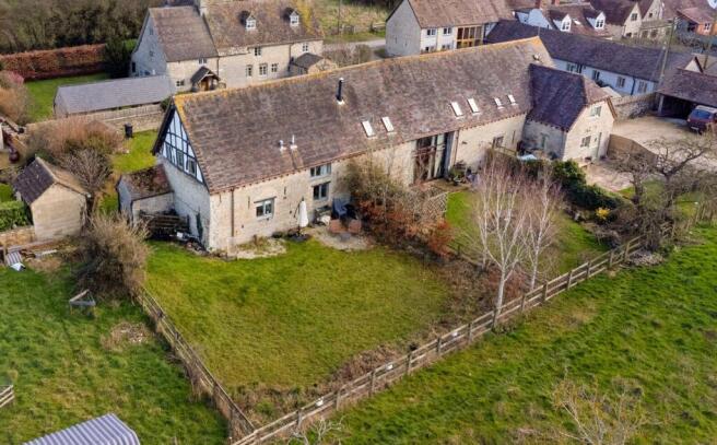 3 Orchard Tithe Barn