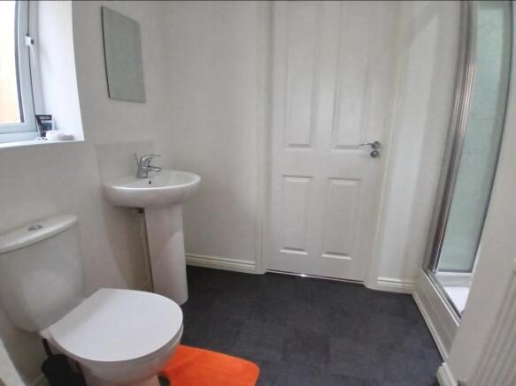 JACK  AND JILL EN SUITE