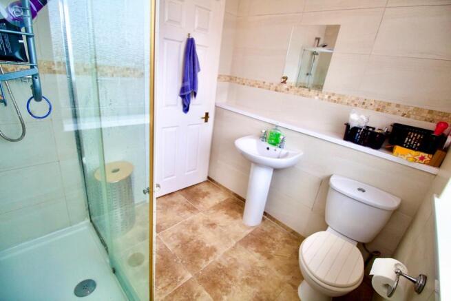 Bedroom 2 EnSuite