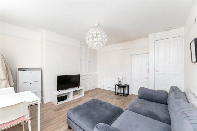 2 bed Terraced for sale Image 3