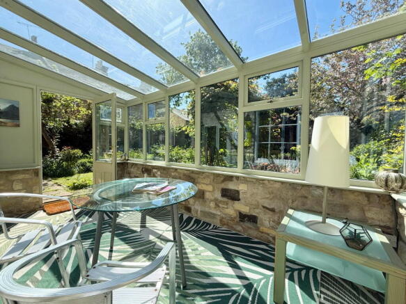 2 bed Cottage for sale Image 9