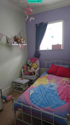 2nd bedroom